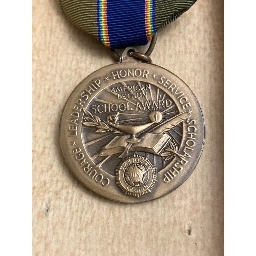 Vintage American Legion School Award For God and Country‎ Medal Lapel Pin in Box